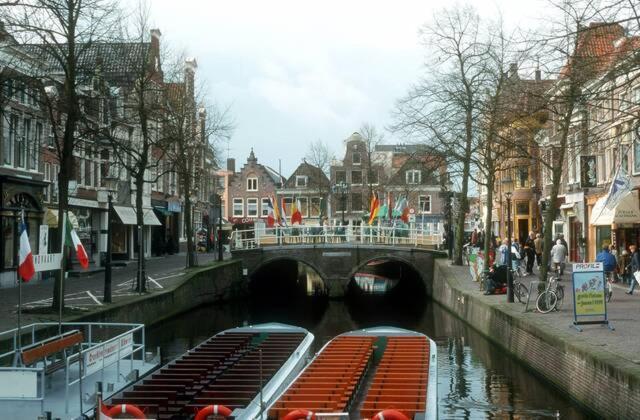 Holiday Home Canal View Alkmaar Exterior foto